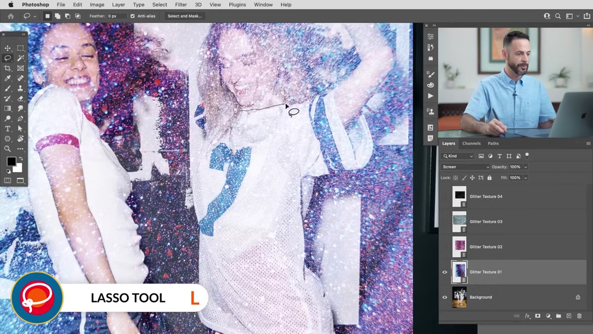 Lasso tool tracing around subject on canvas