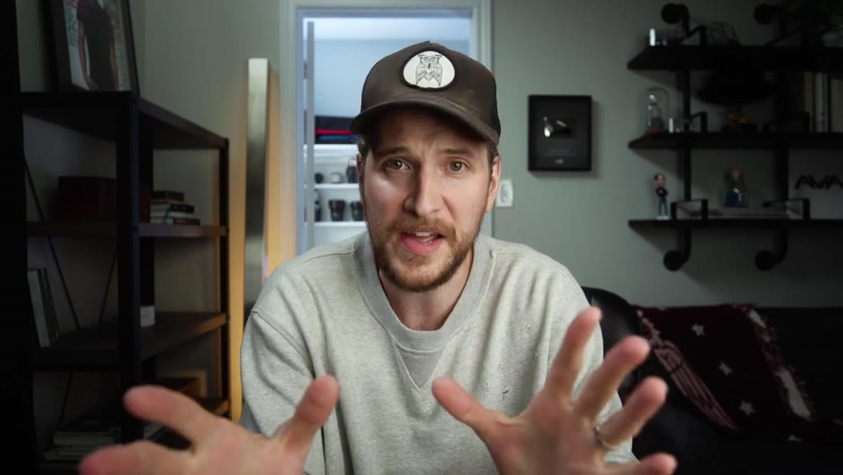 McKinnon explaining the concept of presets in Lightroom