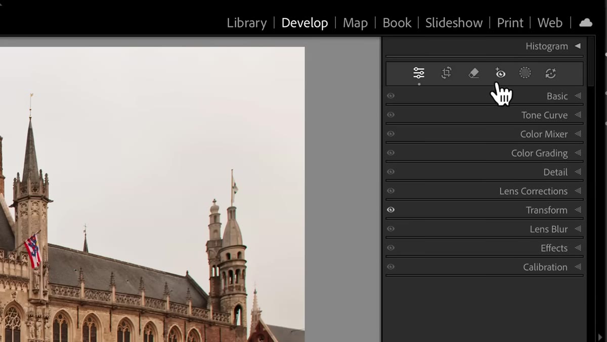 Lightroom Classic toolbar with new AI status icon highlighted